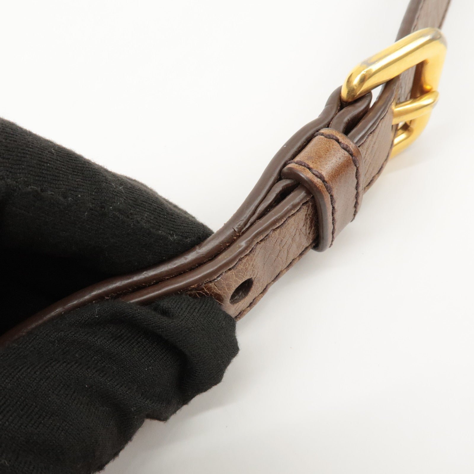 1FAr9oJ3_6sEta6uFOZMd51E2BWUA2EWN