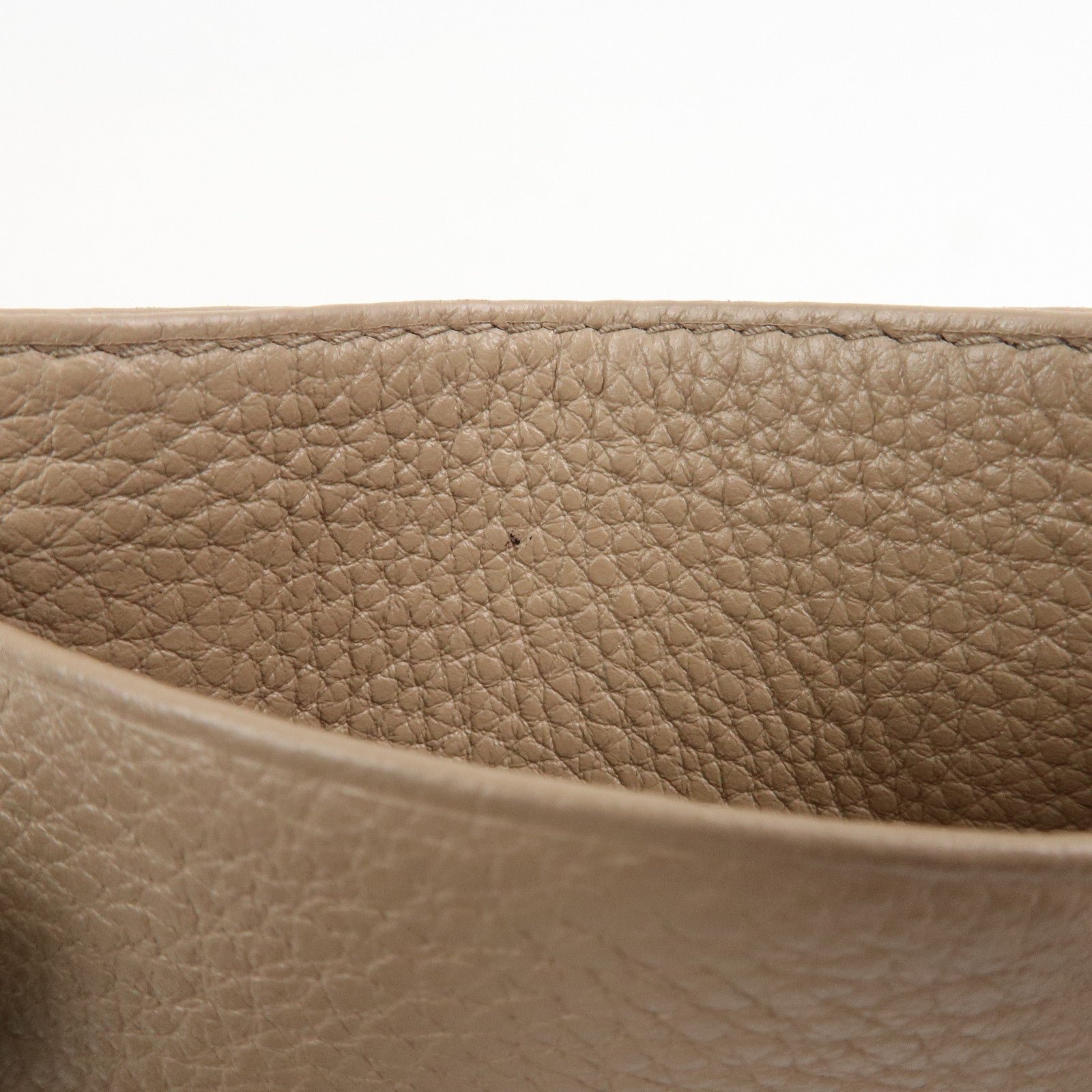 1ST_zE867OGucrjTf39qvakCbQDrx06v0