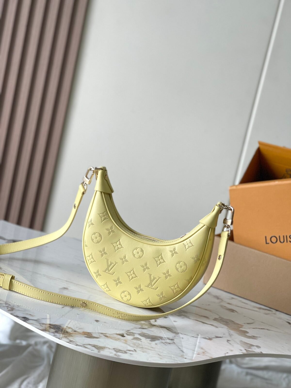 LOOP moon bag??23*13*6CM) – exquisitesbags.com