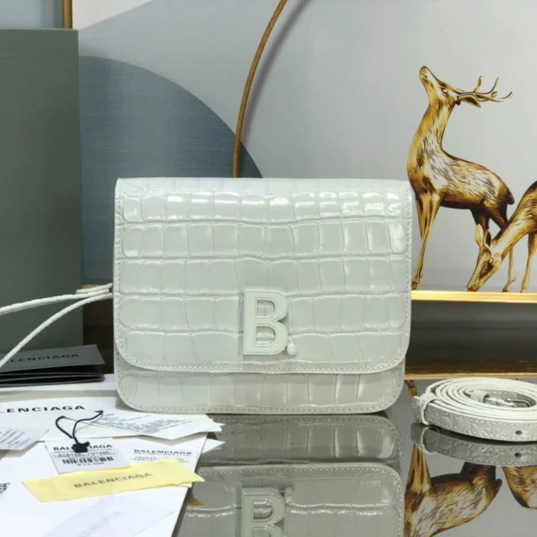 Balenciaga Model: LG-10702