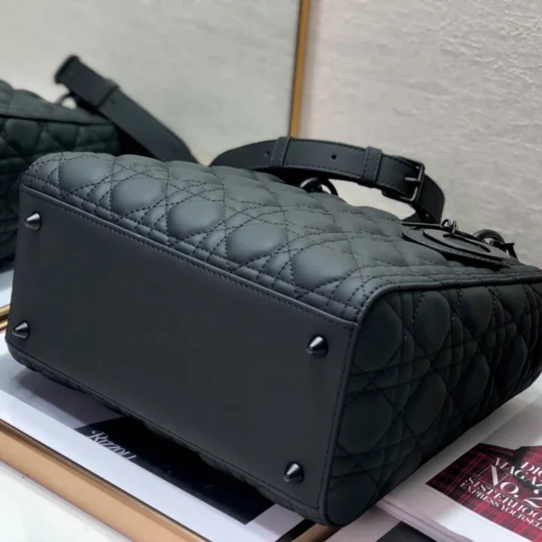 Lady Dior Rattan Check Matte Calfskin Size:24cm