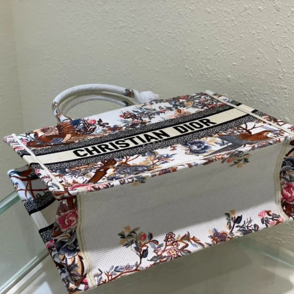 Book Tote Handbag Size: 36cm