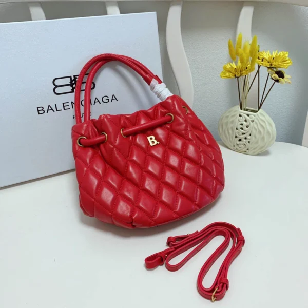 Balenciaga Bucket Bag Model: A98
