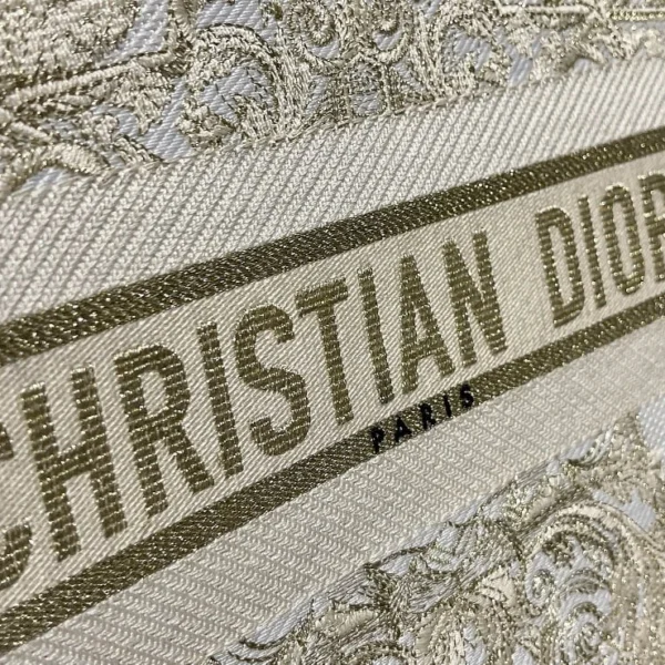 Book Tote Collection Size: 41.5cm 36cm 22cm