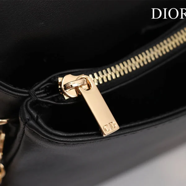 CARO Series Size: 24*15*7cm