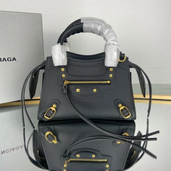 Balenciag* Neo Classic biker bag Size: 16.5*22*9*14.5cm