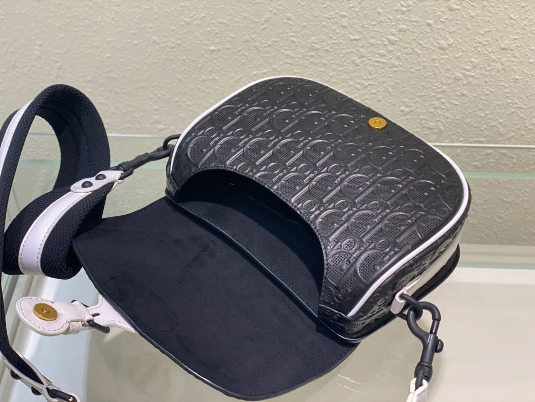 i32476c123ac61fb93966fa94bbf718a9