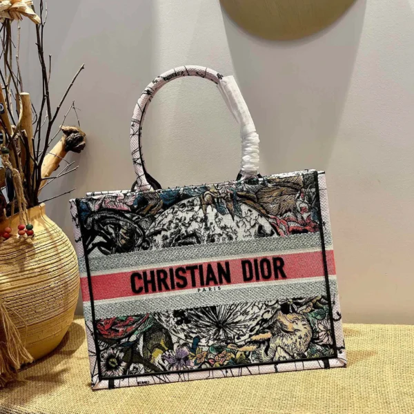 Book Tote Series Size: 41.5cm 36cm