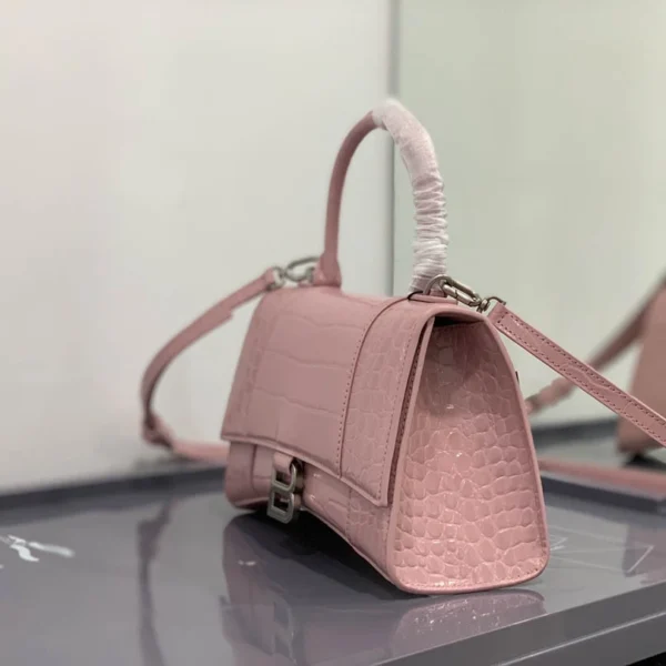 Diamond bag Model: 8895 Size: 23x10x24