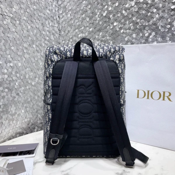 EXPLORER Series size:31*42.5*14.5cm