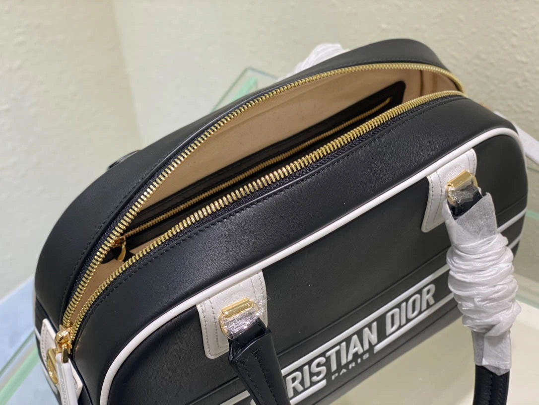 i3e882199cf41db0518ebd35dfb3a9d5b