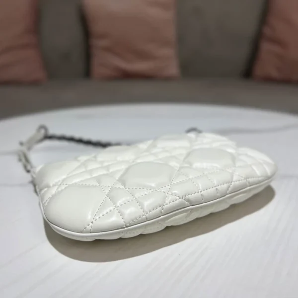 DIOR CARO Tulip Handbag Size: 25*16*2.5cm