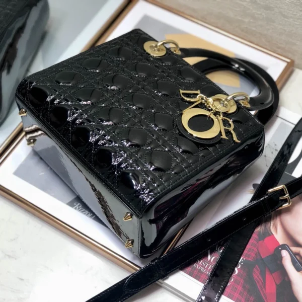 Black lacquer, classic 5 compartments 24cm