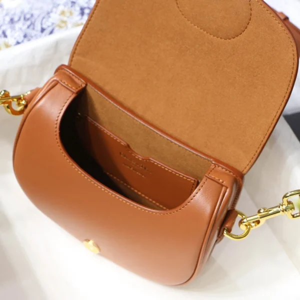 Full Leather Series Size: 18*14*5cm 22*17*6cm