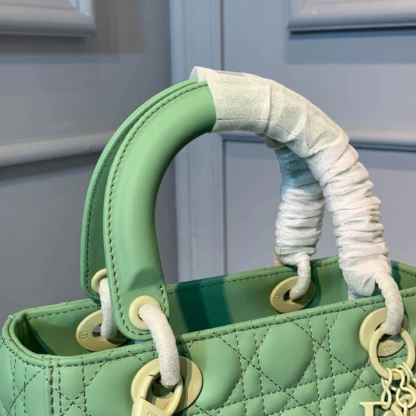 lady 24cm Brushed Green Ref: M0565 Size: 24*12*20cm