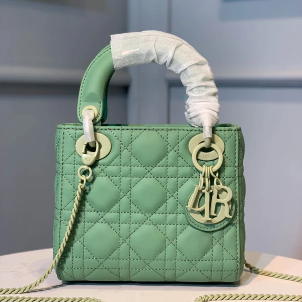 lady 17cm Brushed Green Ref: M0563 Size: 17*7.5*14cm