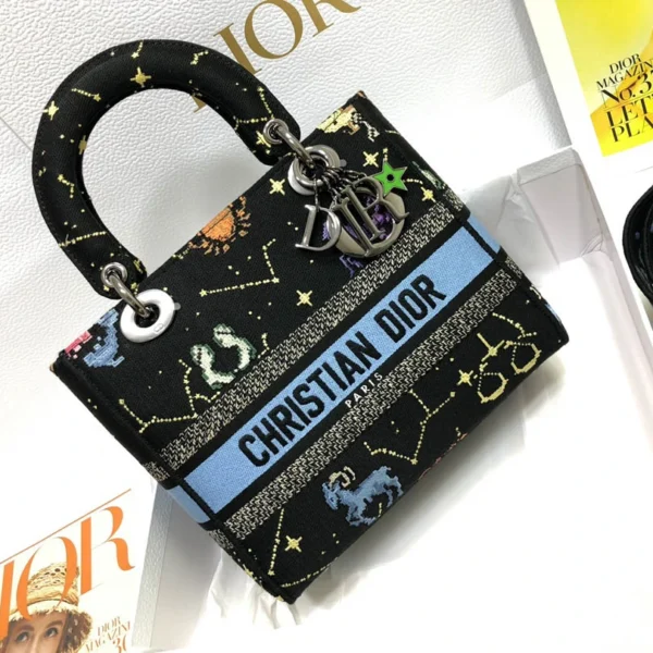 Lady D-Lite Tanabata model with five compartments embroidery size: 24 x 20 x 11 cm Model M0565