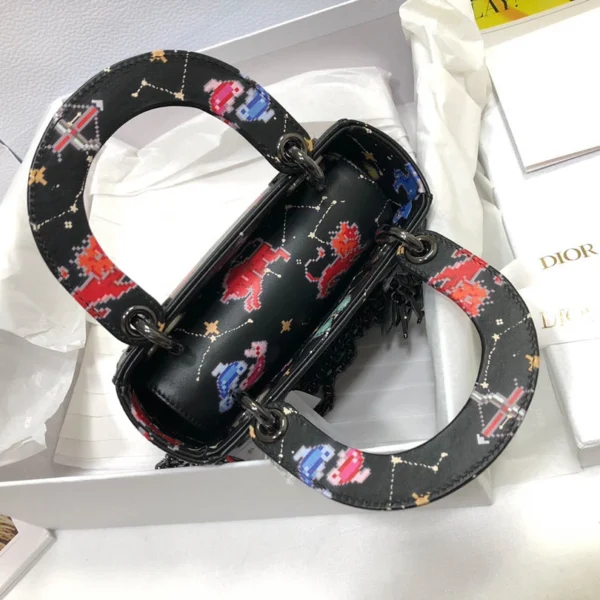 Lady Collection Tanabata Size: 17x15x7 cm Ref: M0505