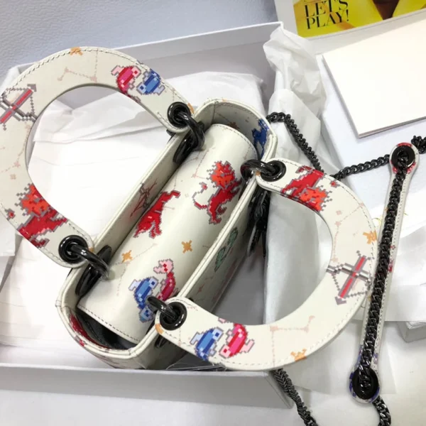 Lady Collection Tanabata Size: 17x15x7 cm Ref: M0505