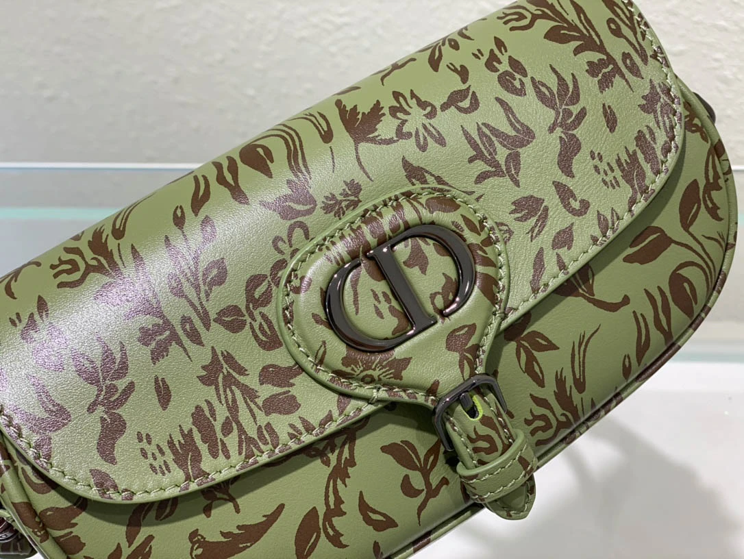 i7b787bf4d6d00f576a24ec1b8dab730d