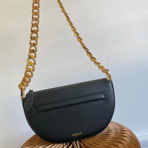 Backpack Size:22.5 x 4 x 13.5cm Code:650678