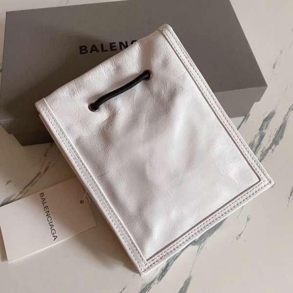 Parisienne Model:801 Size:15.5x4x19cm