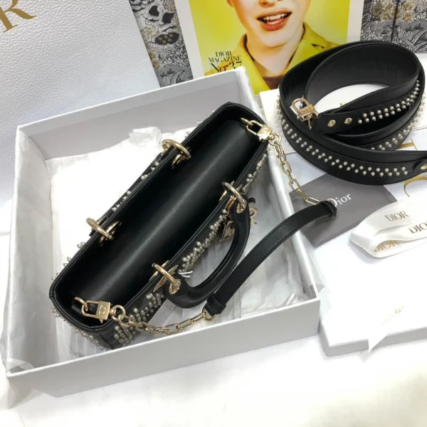 Lady D-Joy Black Pearl Bag Handbag Size: 26 x 13.5 x 5 cm Ref: M0540