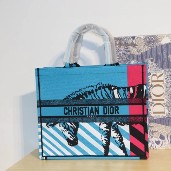 Book Tote Series Size: 41.5cm 36cm 22cm