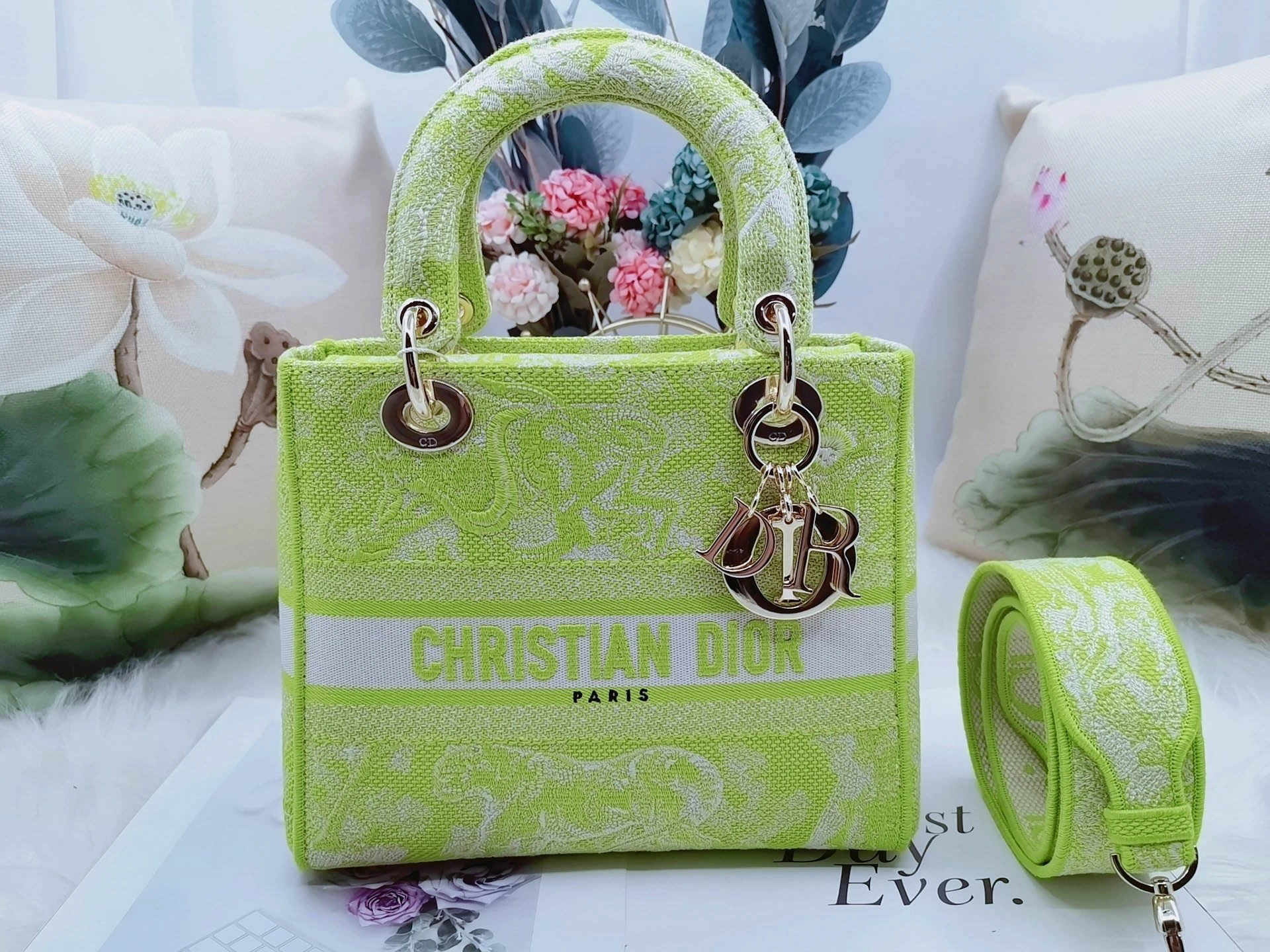 i8af1aff4eccd24431bd387a36bcff84a