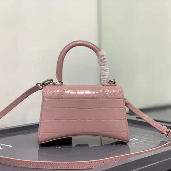 Model:8896 19x8x21cm