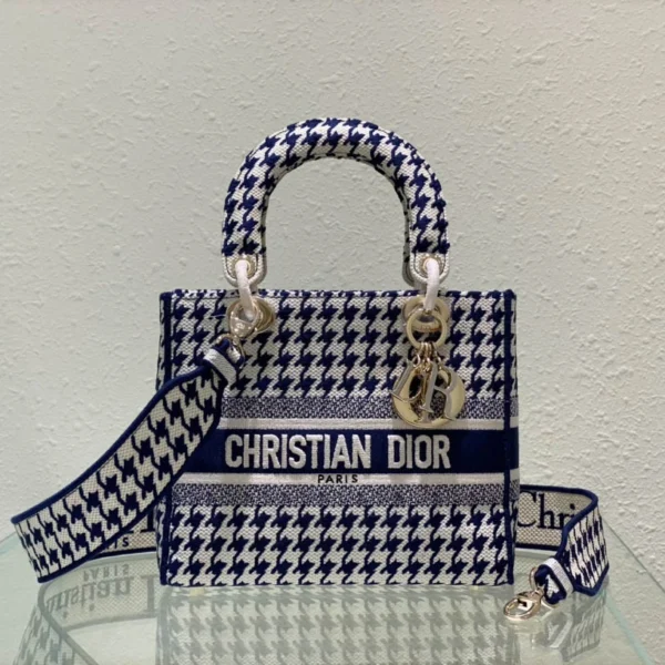 Five compartment embroidered blue bird check bag Size:24cm