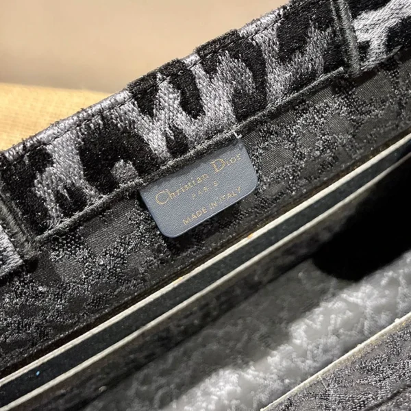 Book Tote  Collection  Size: 41.5cm 36cm