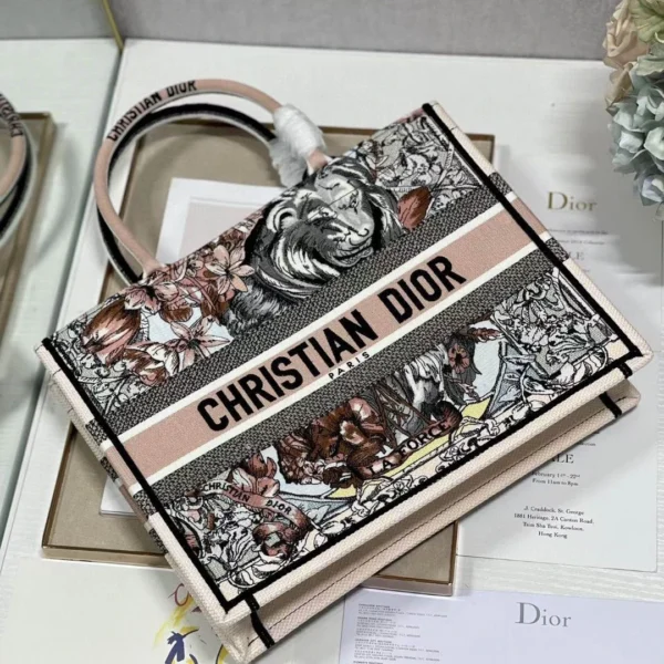 Hail Mary Small Series Size: 1286 Size: 3628 cm