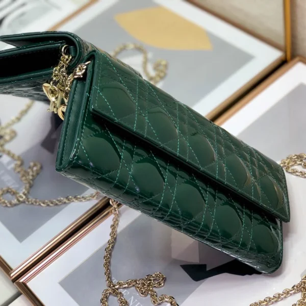 Diamond Chain Bag Size: 21cm