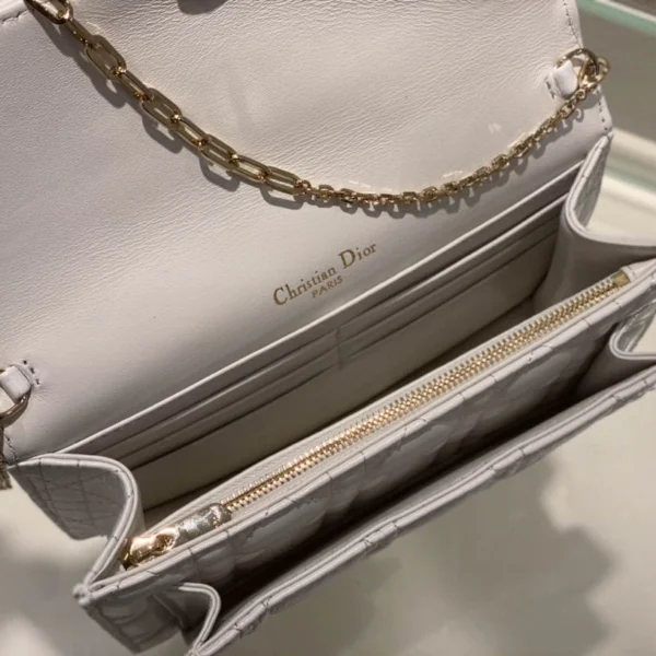 Lady Dior clutch size: 3105 Size: 19.5 x 12.5 x 5 cm