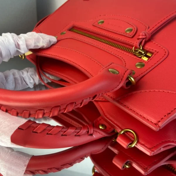 Balenciag* Neo Classic Casual Bag Size: 18cm